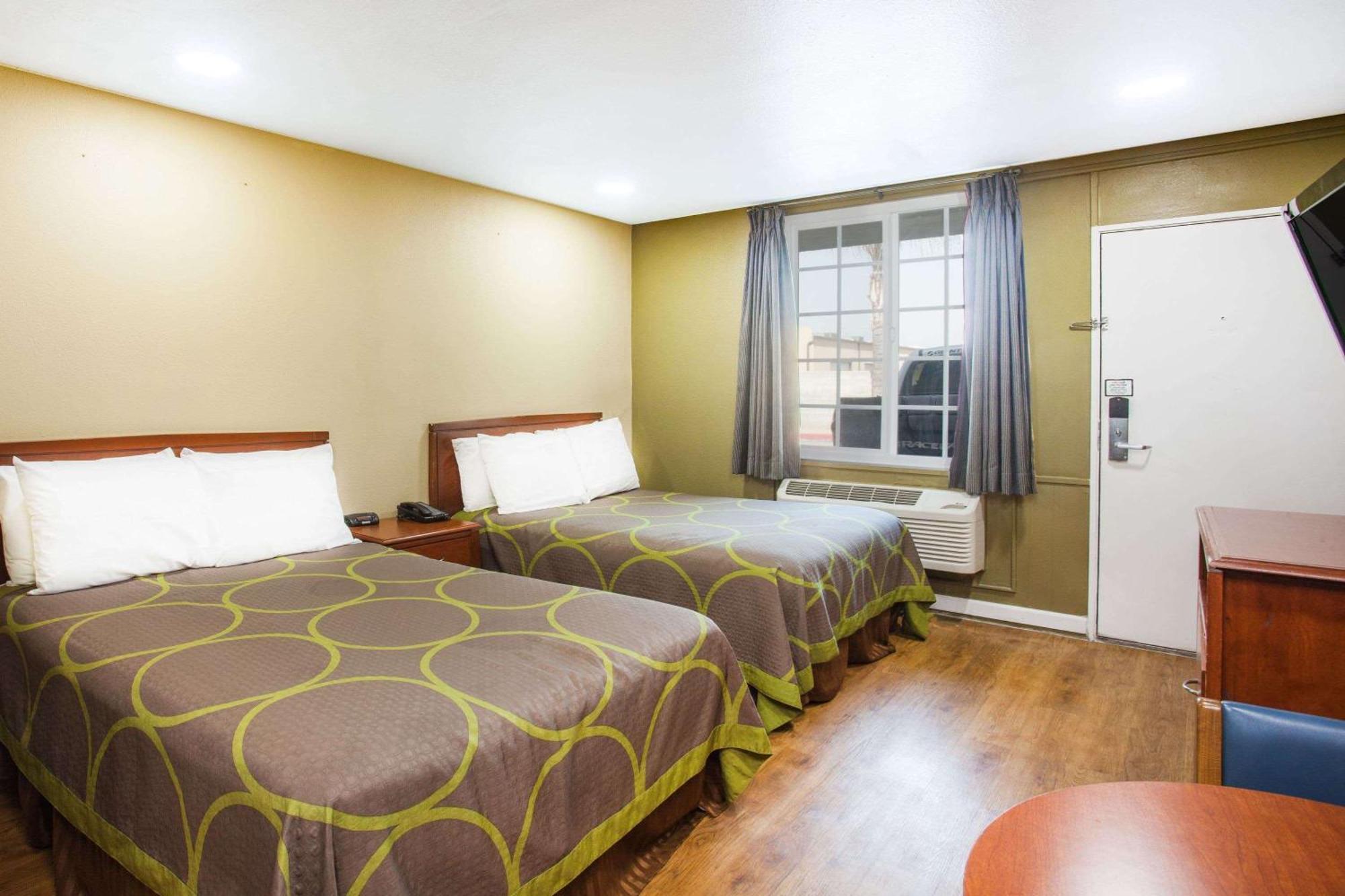 במוטל Super 8 By Wyndham Redlands/San Bernardino מראה חיצוני תמונה